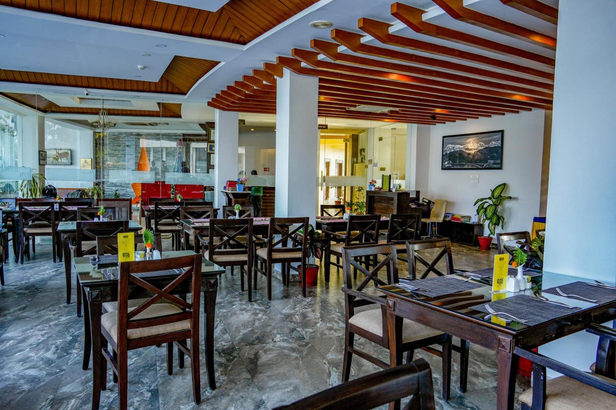 Himalayan Front Hotel By Kgh Group Pokhara Kültér fotó