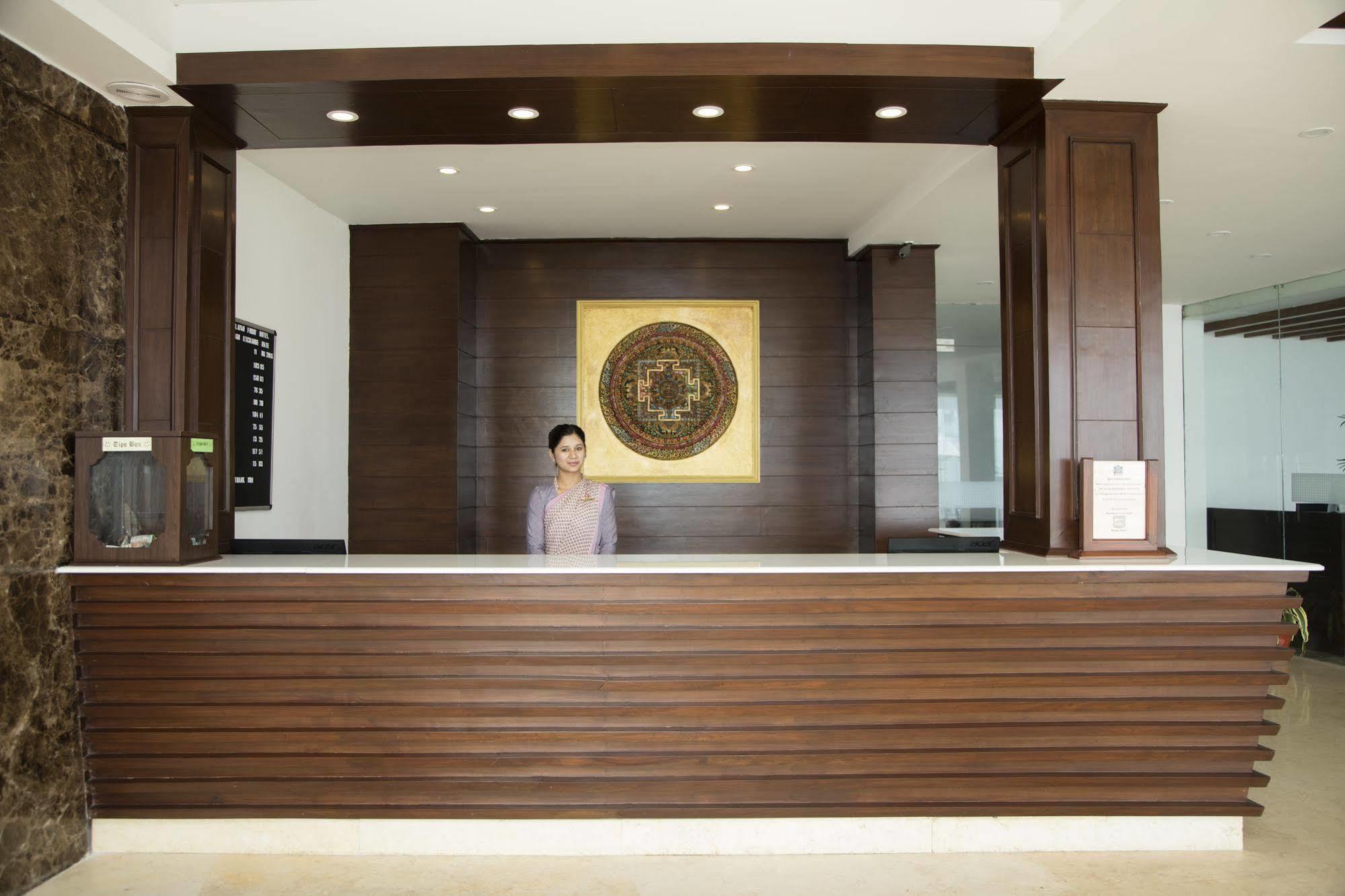 Himalayan Front Hotel By Kgh Group Pokhara Kültér fotó